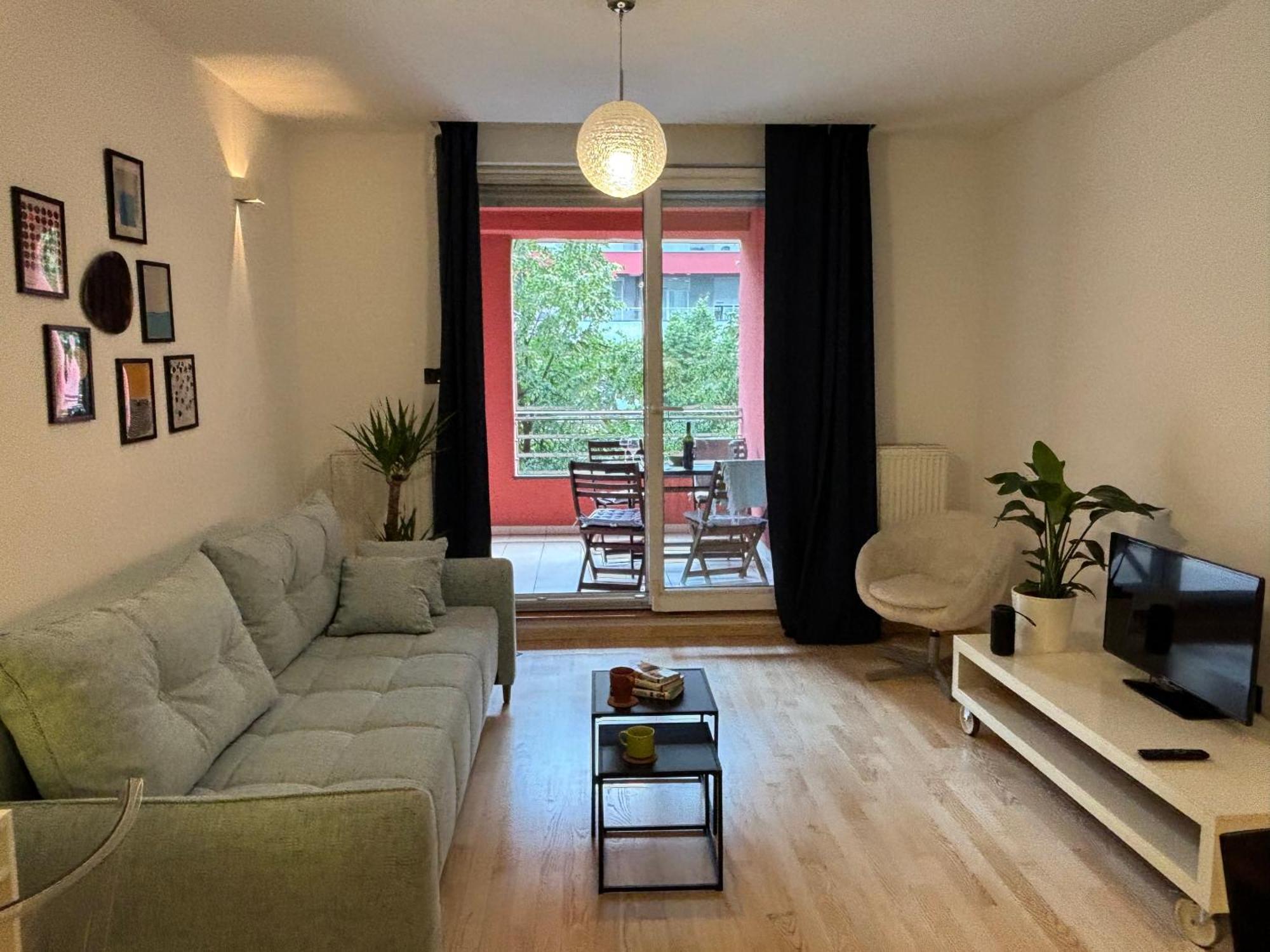 Terrace Bliss Apartment With Free Garage 자그레브 외부 사진
