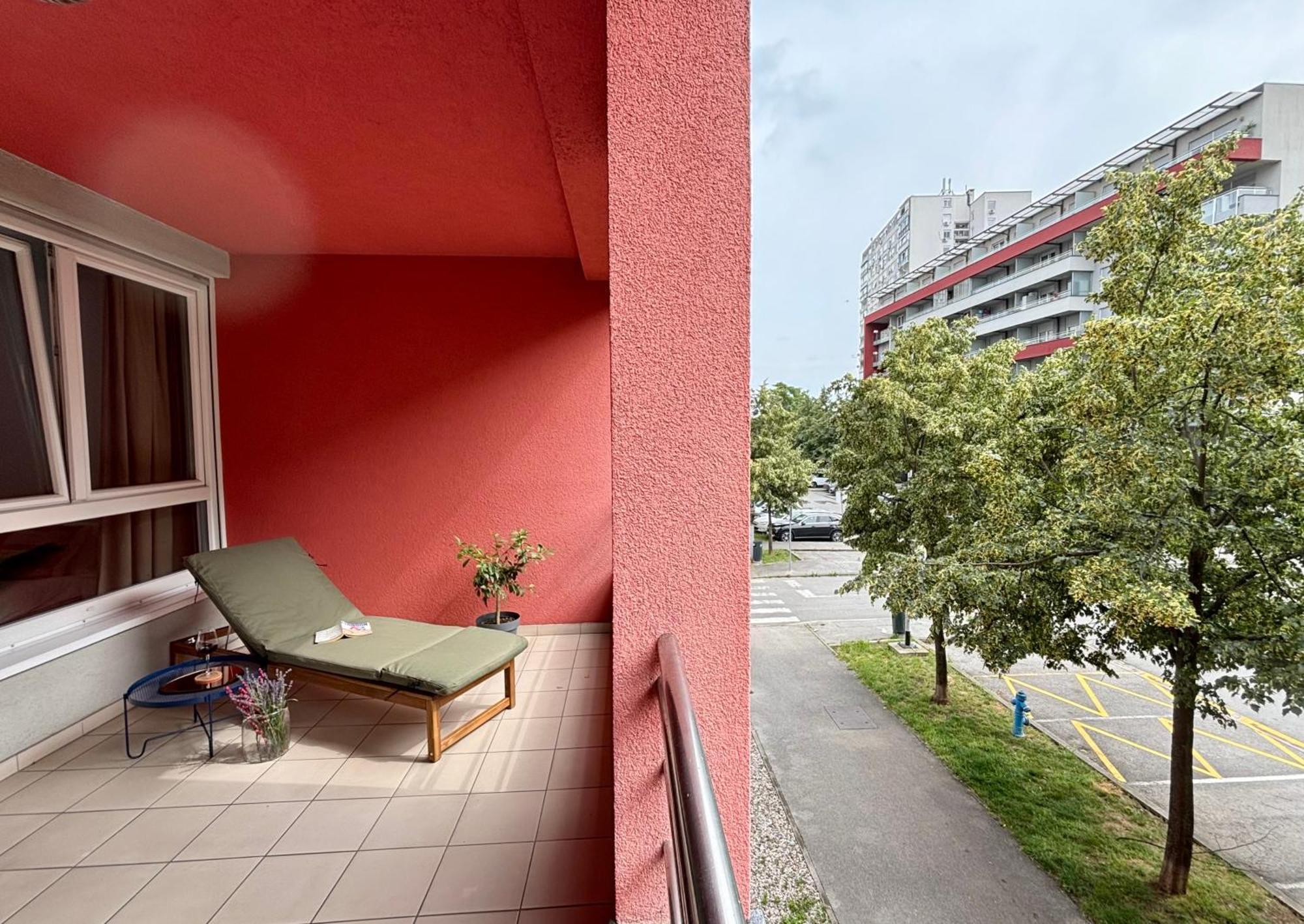 Terrace Bliss Apartment With Free Garage 자그레브 외부 사진