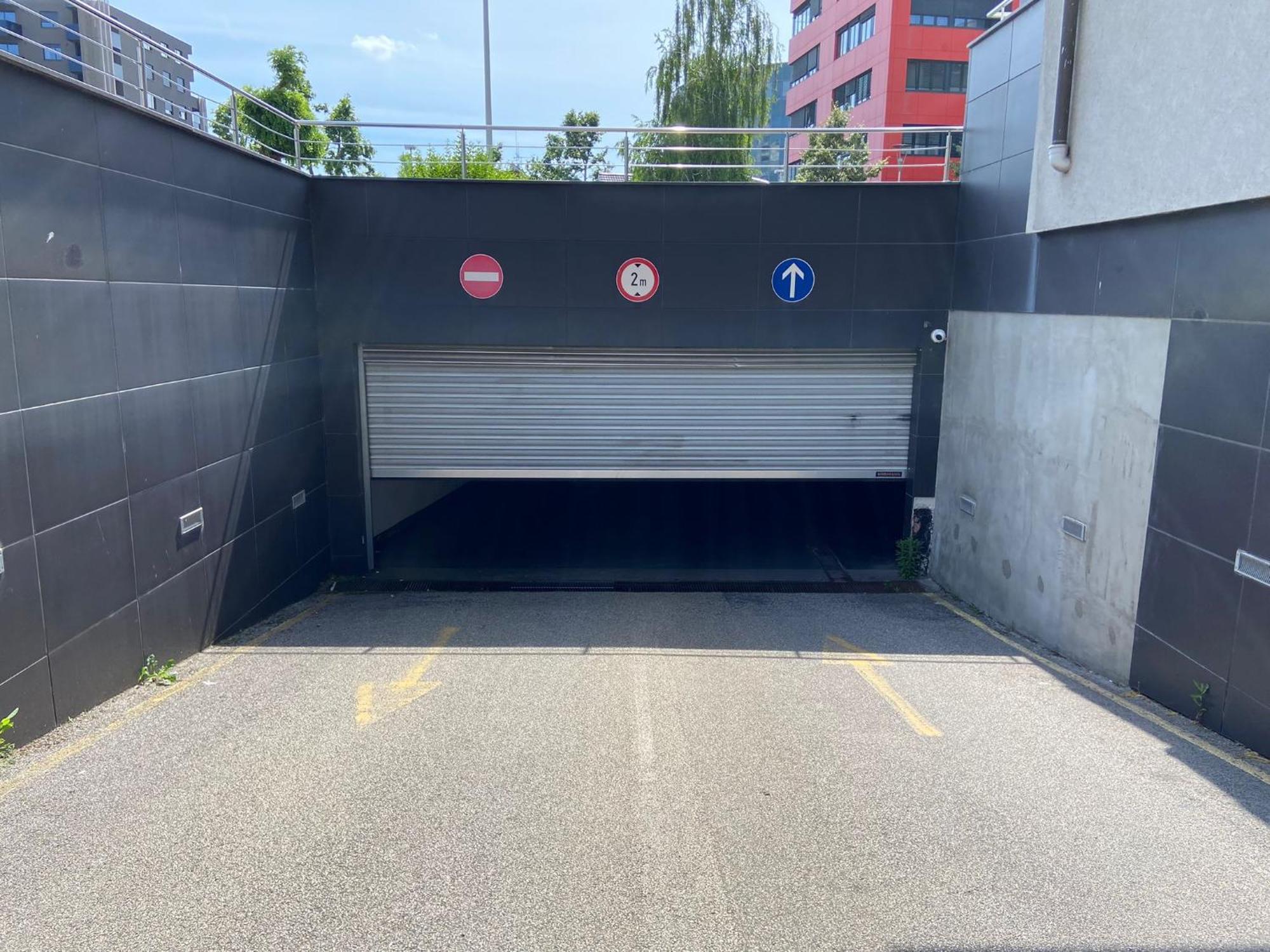 Terrace Bliss Apartment With Free Garage 자그레브 외부 사진